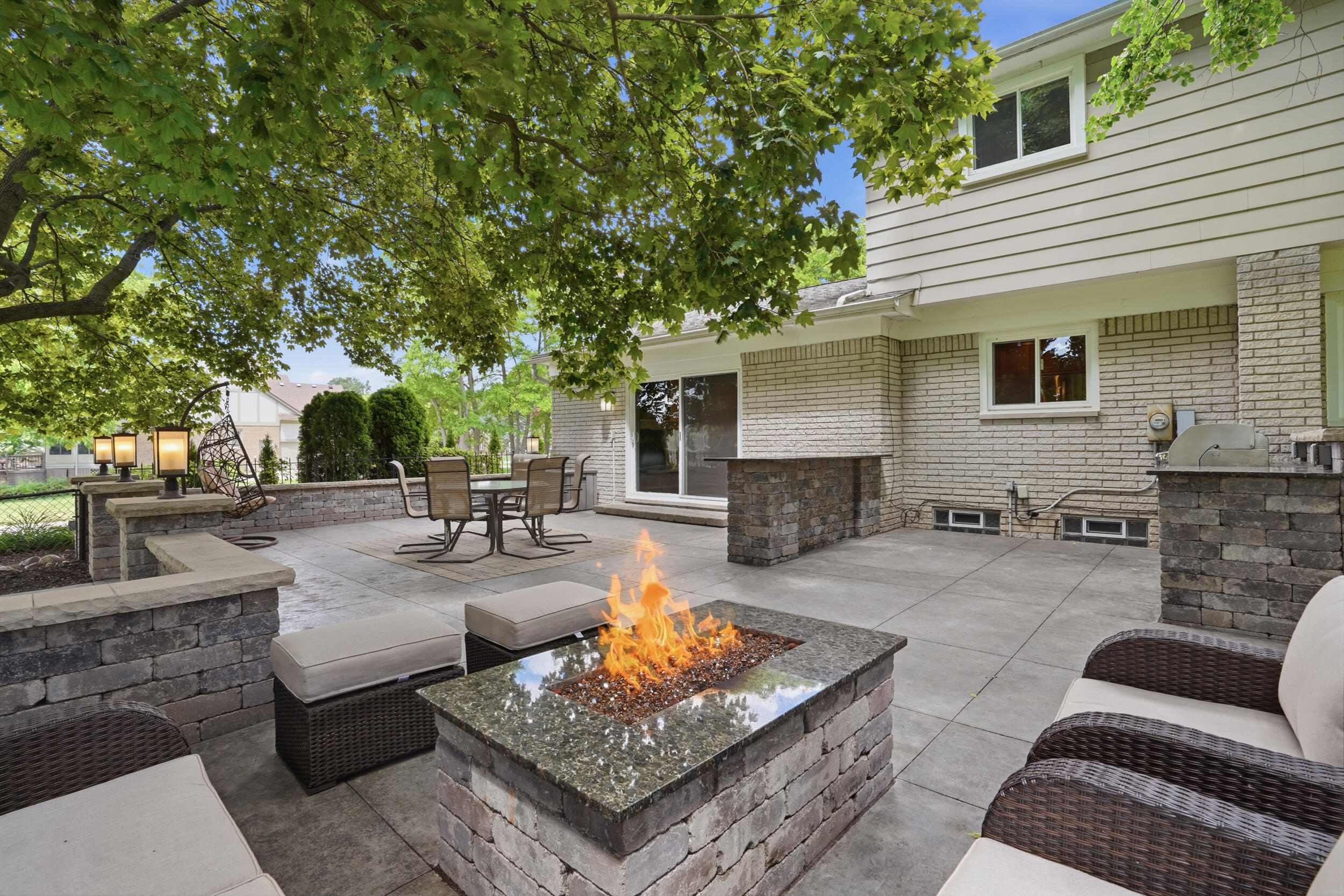 1810 Hickory Bark Lane