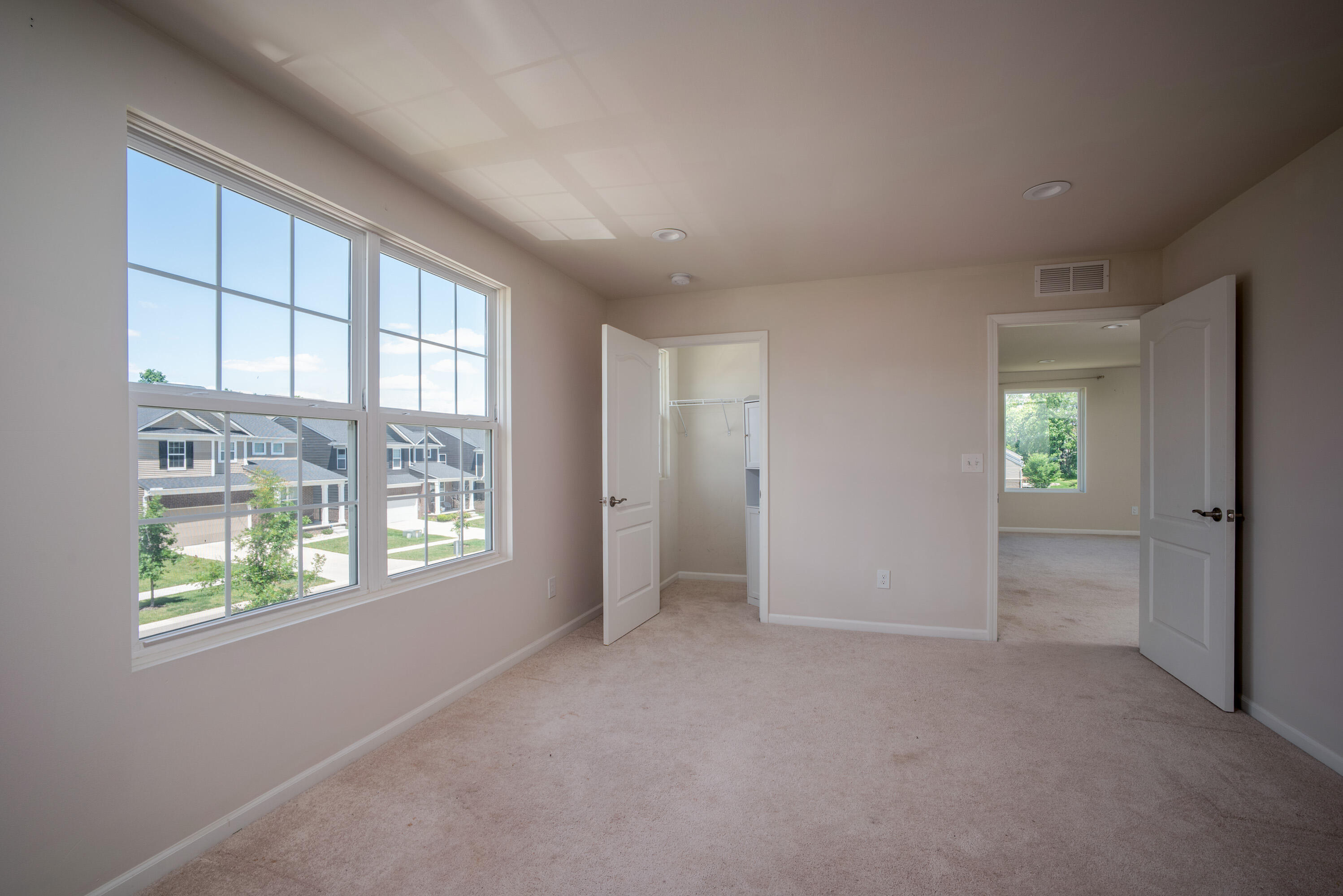 2825 Dillon Drive