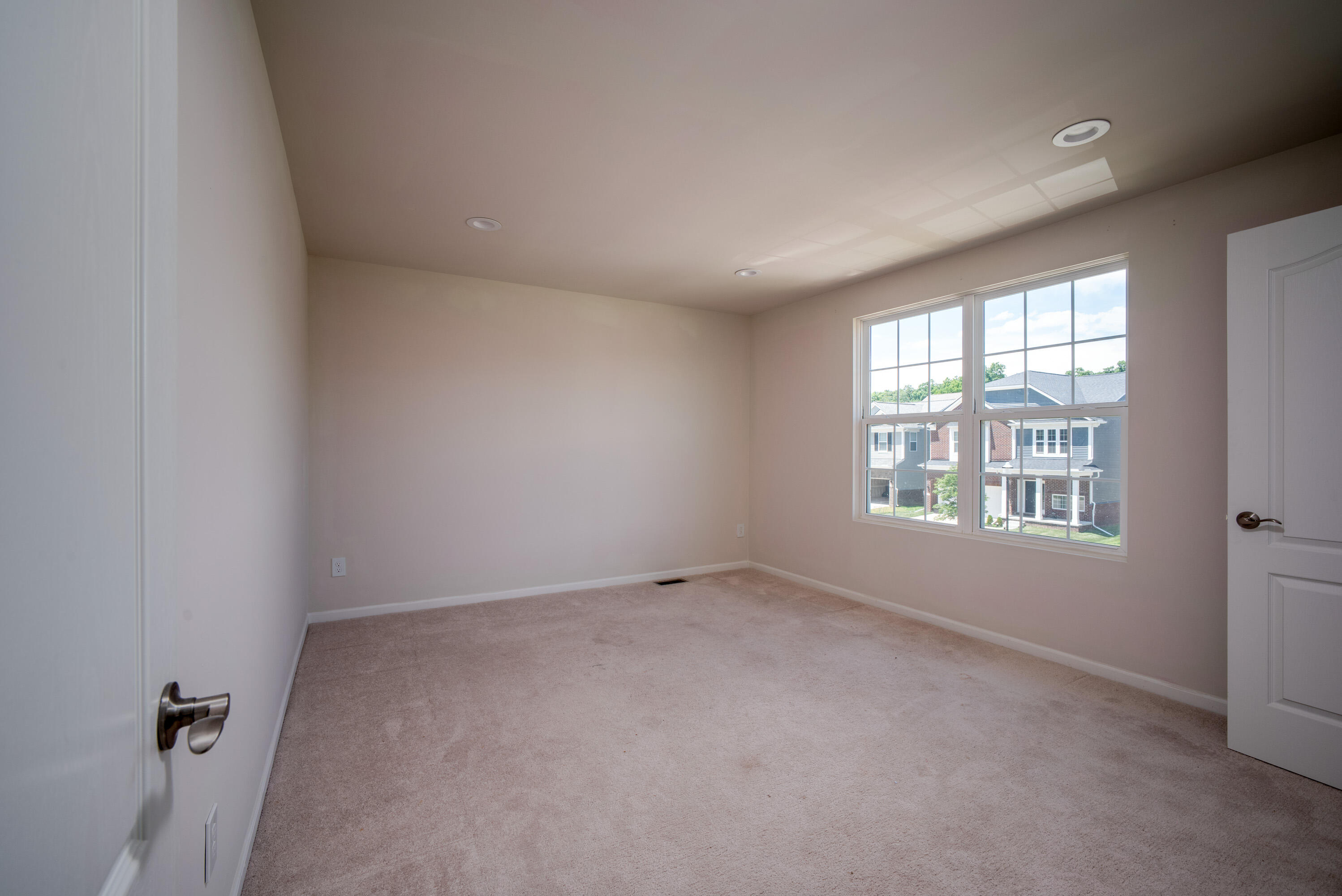 2825 Dillon Drive