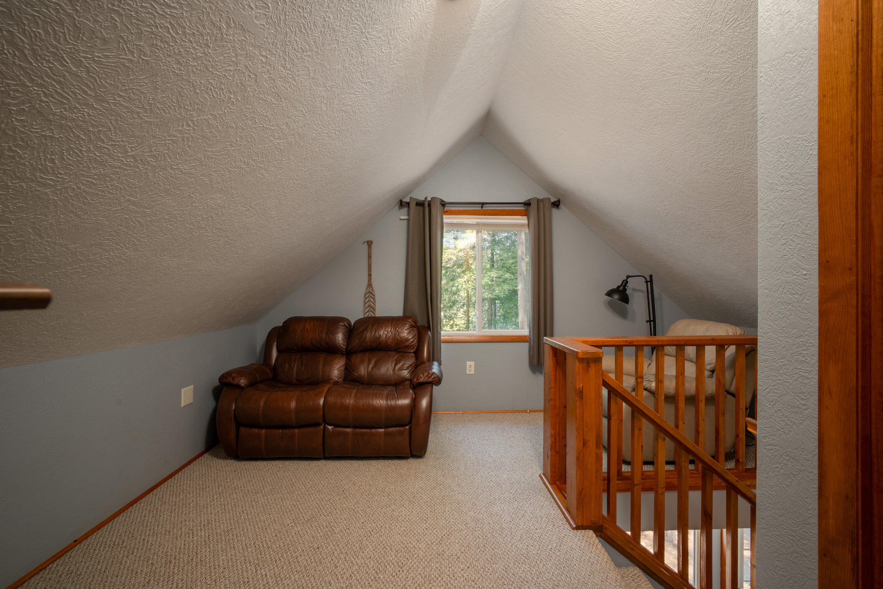 6954 Aarwood NW