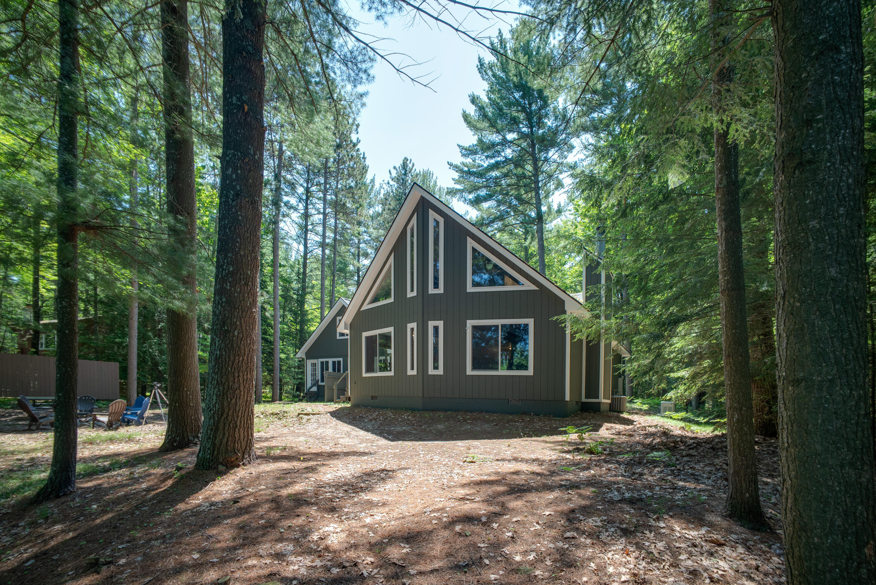 6954 Aarwood NW