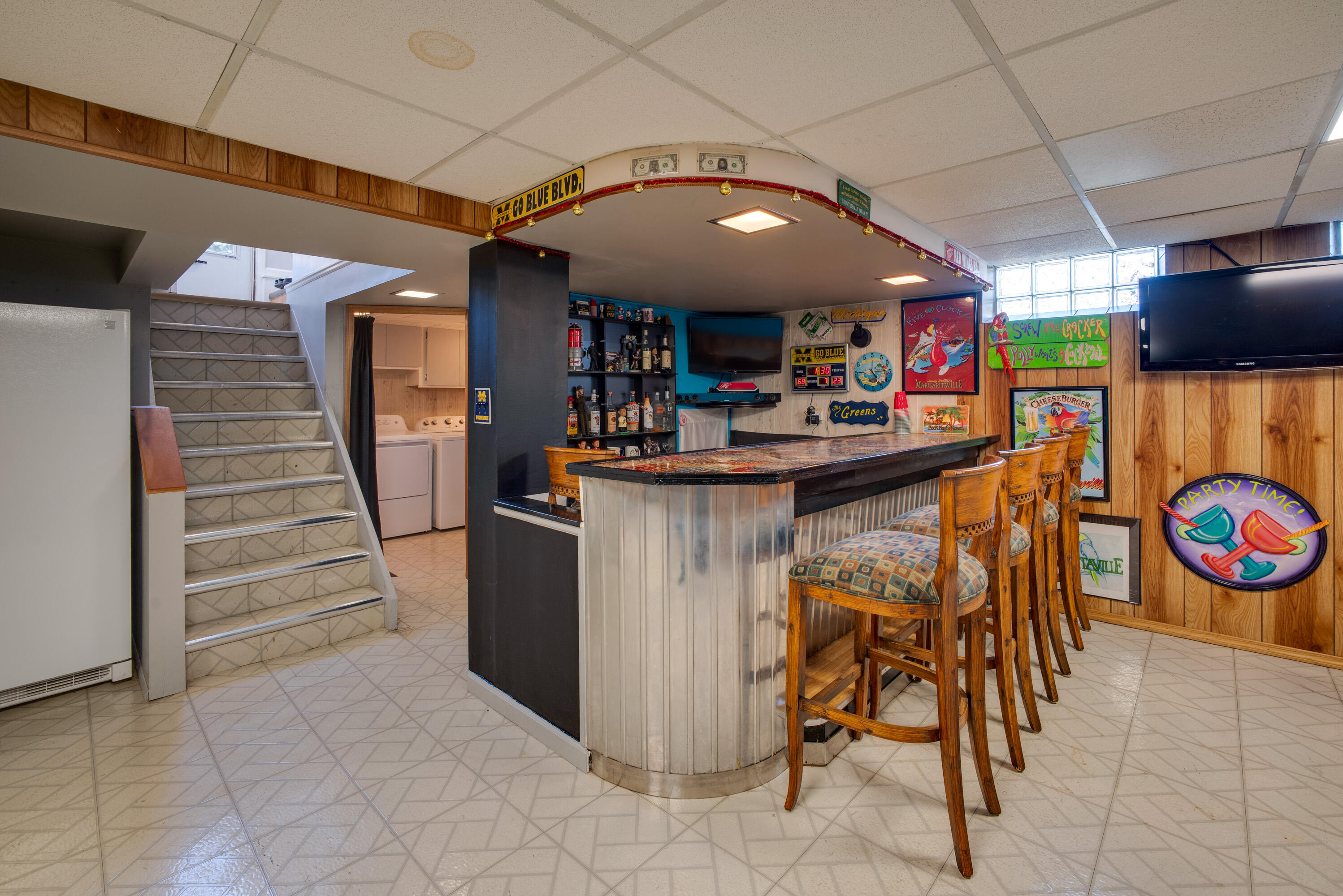 22225 Love Street