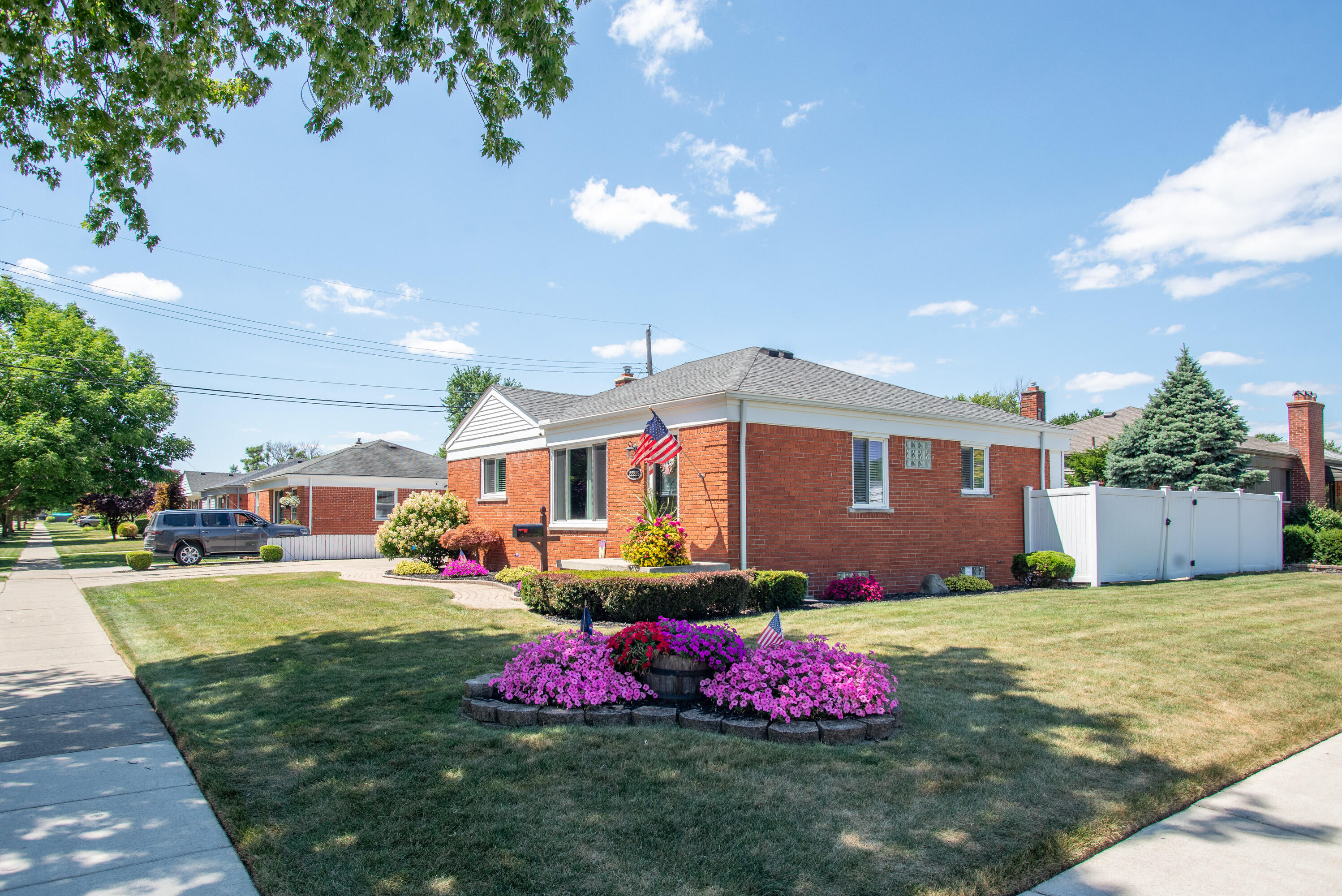 22225 Love Street