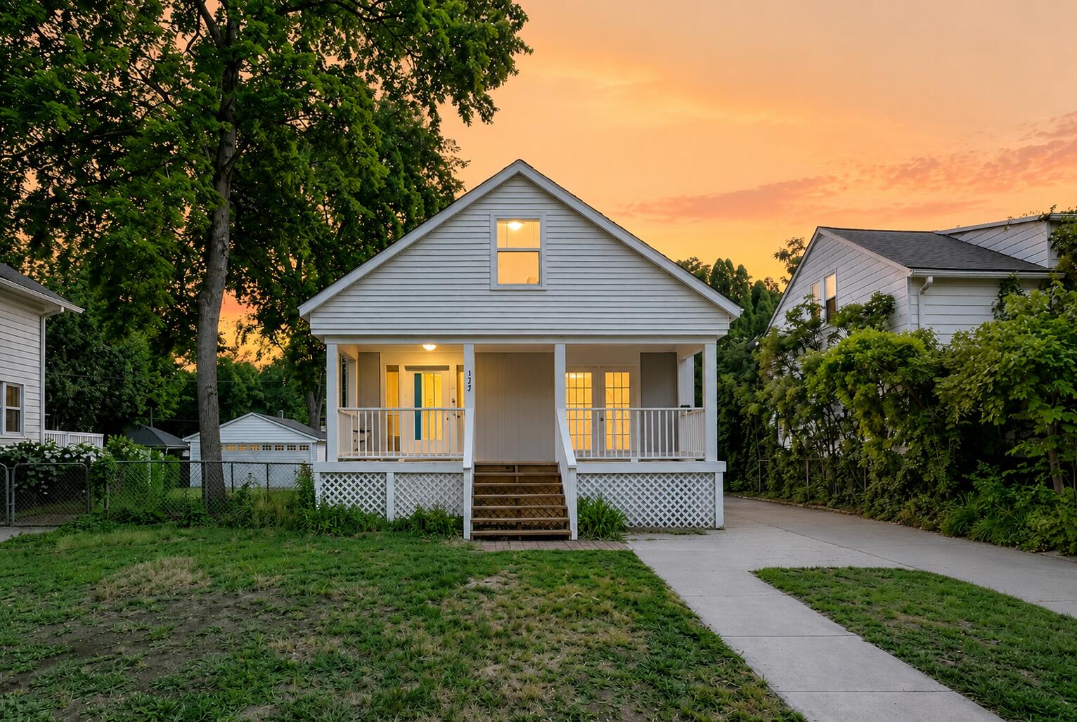 125 E Lawrence Avenue