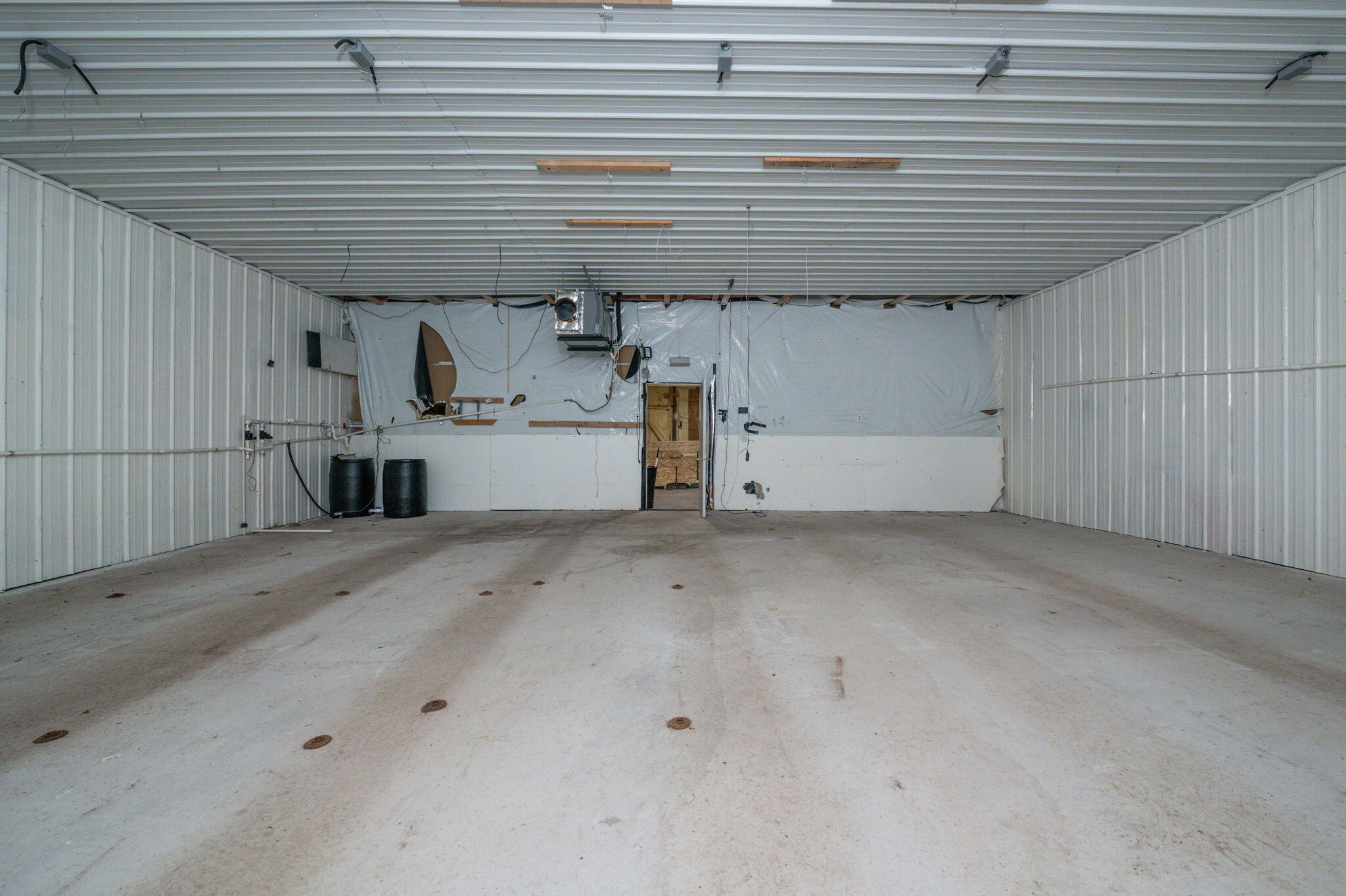 23105 Prickett