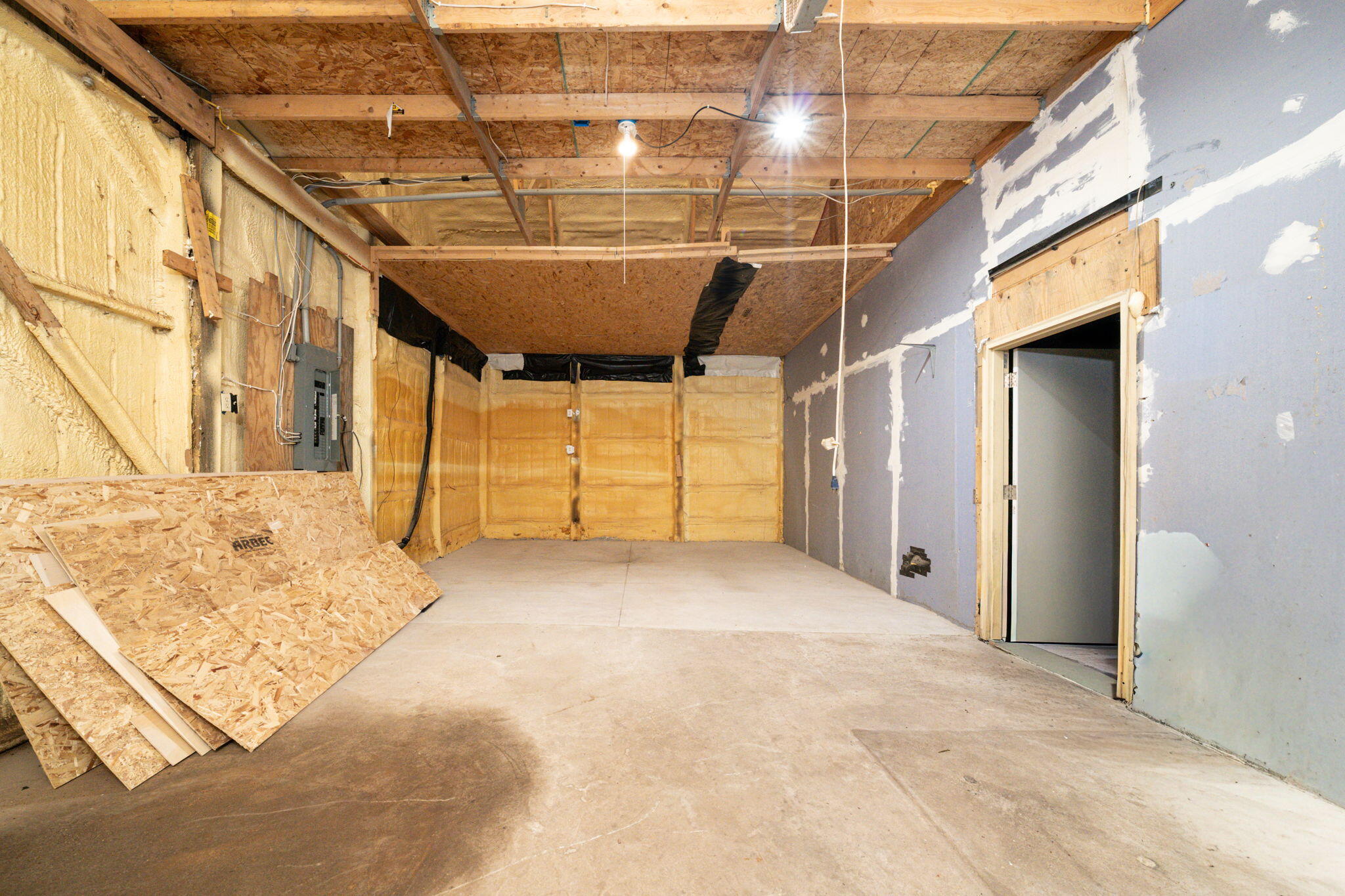 23105 Prickett