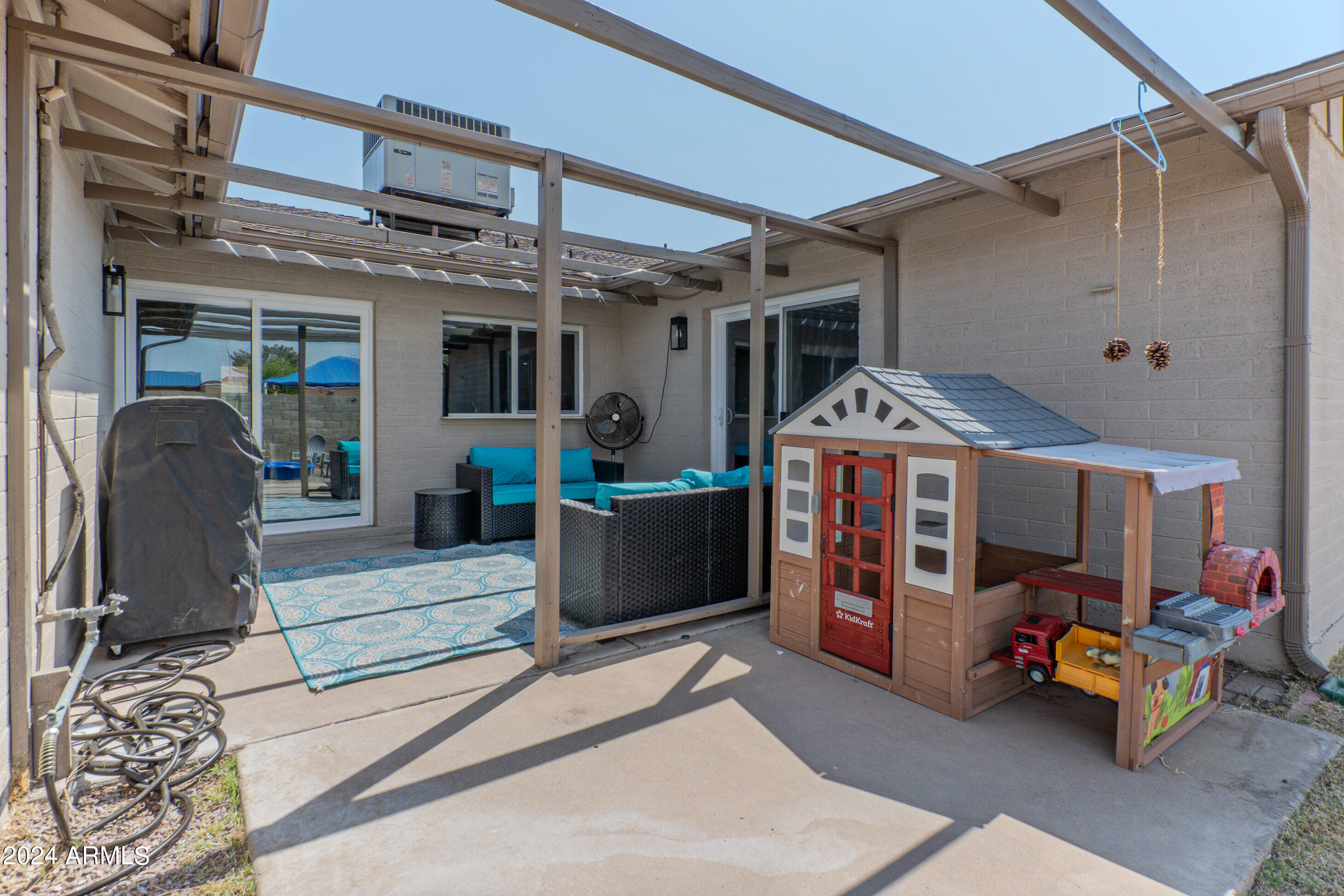 4604 W LINDNER Drive