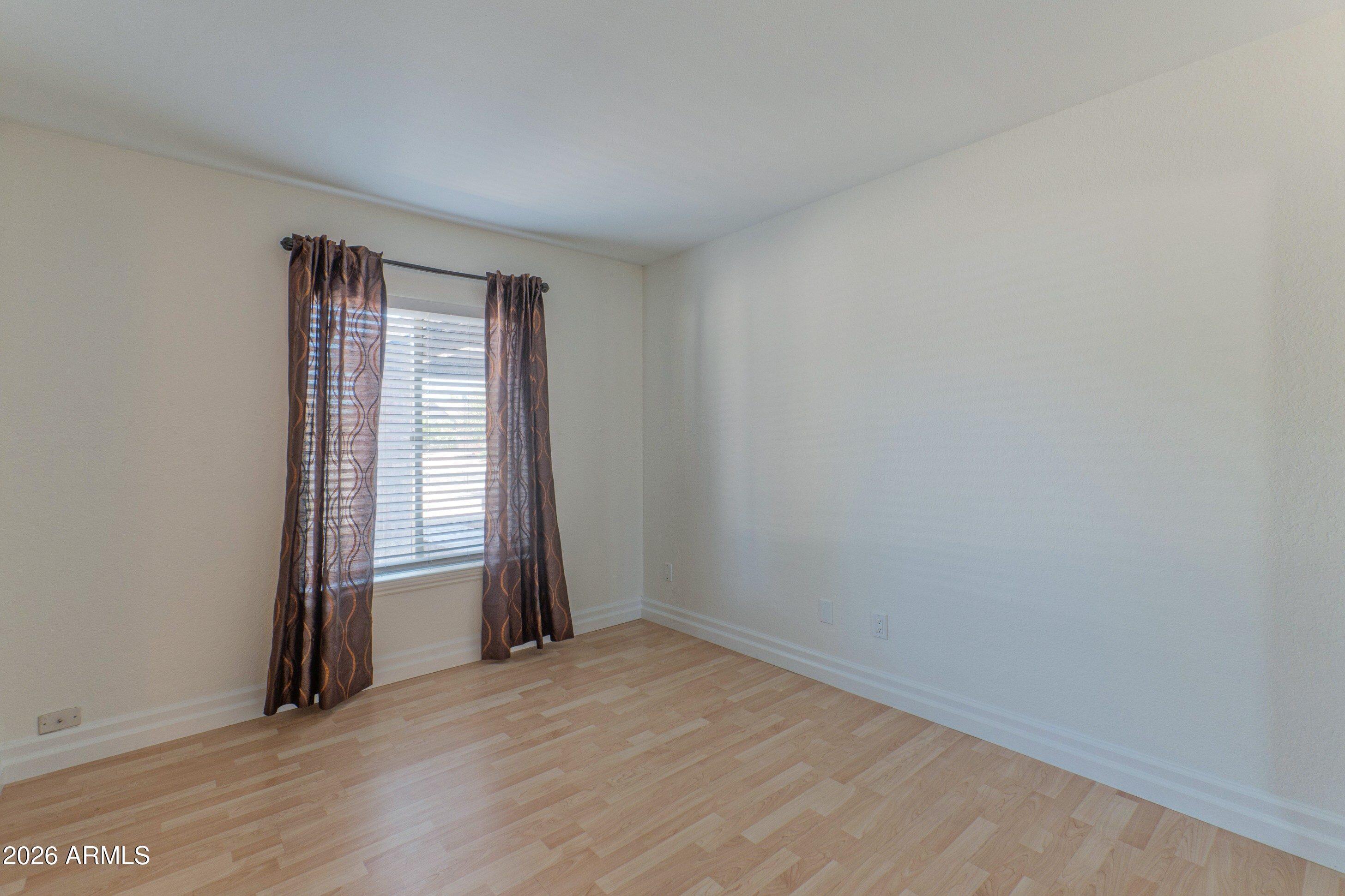 5149 E WALTANN Lane