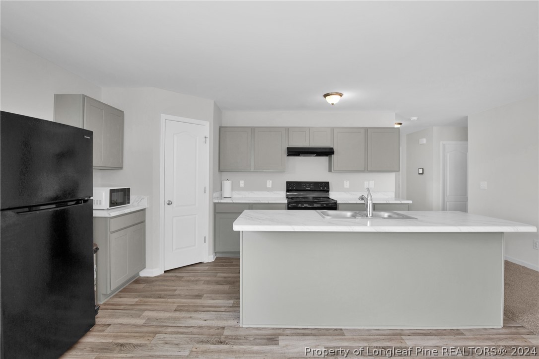 1713 Ennismore Road