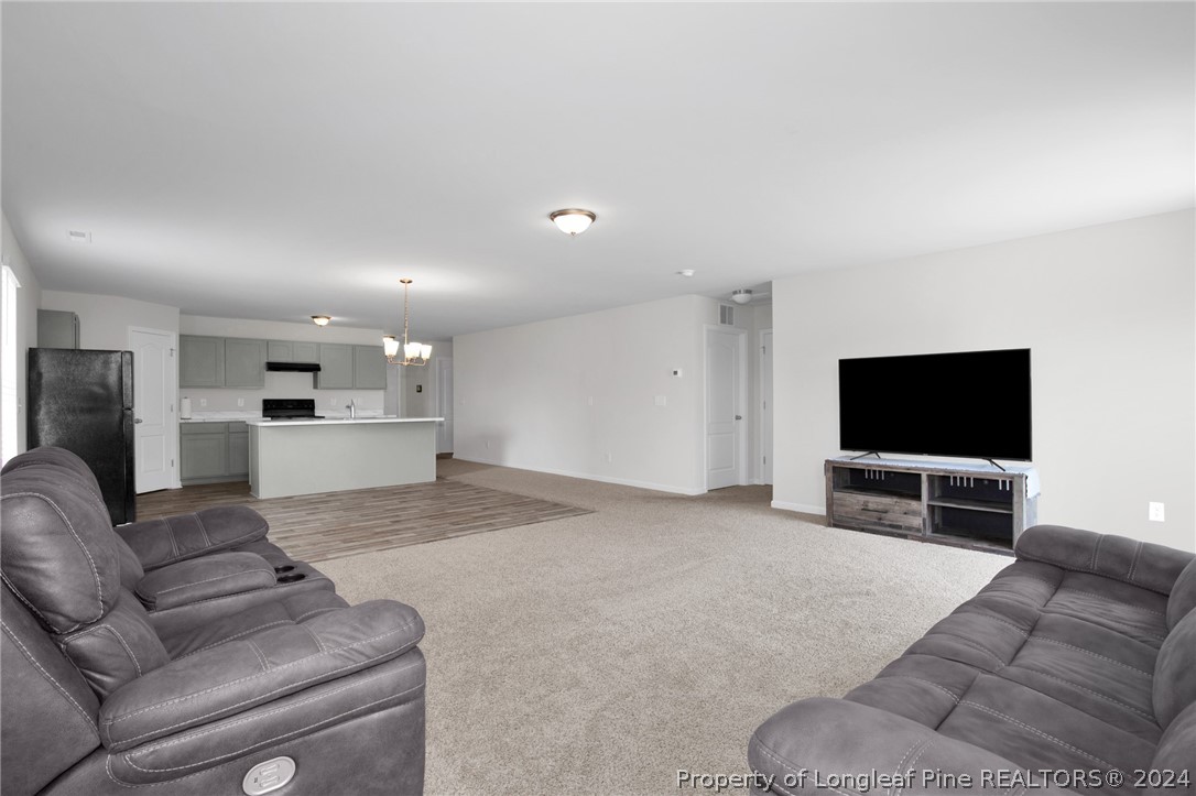 1713 Ennismore Road