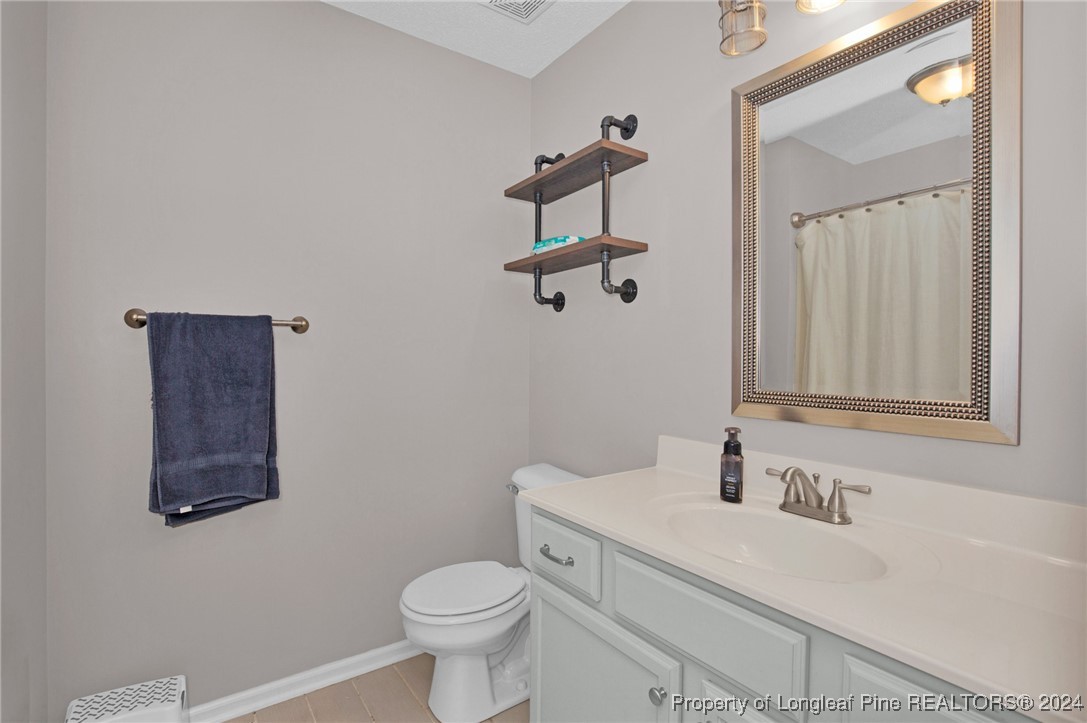 5235 Thackeray Drive