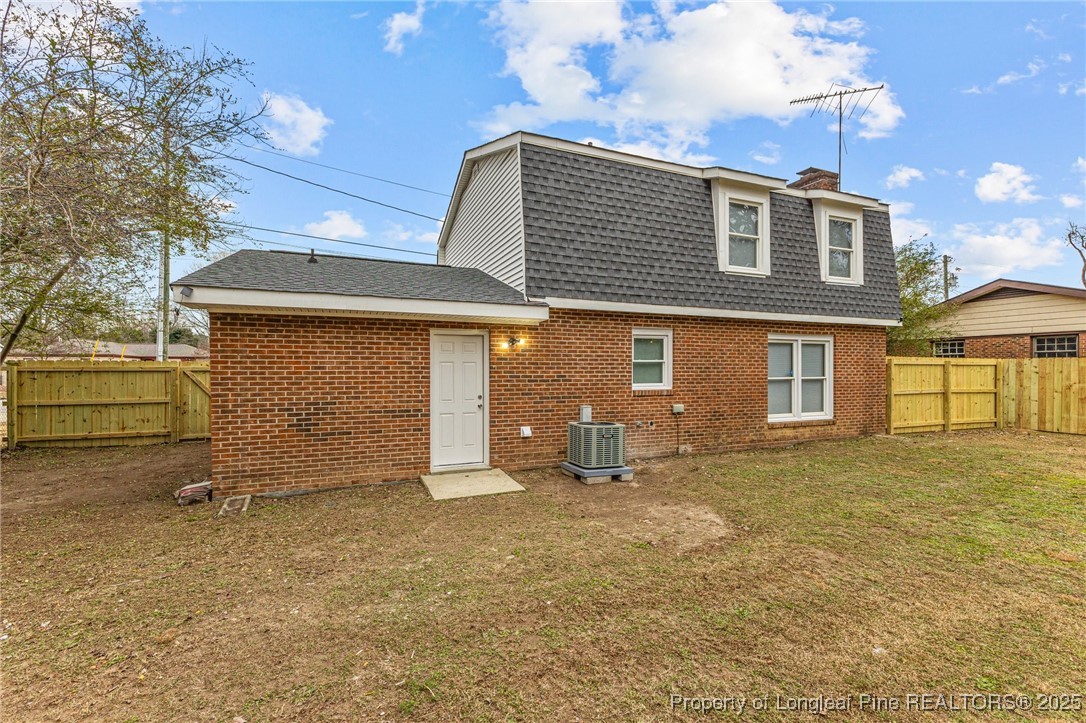618 Glensford Drive