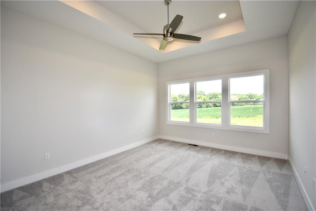 7616 N Sycamore Avenue