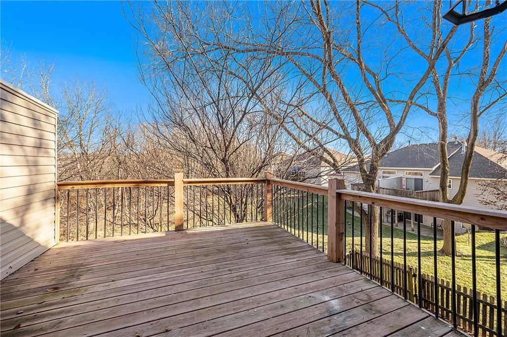 7119 N Robinhood Lane