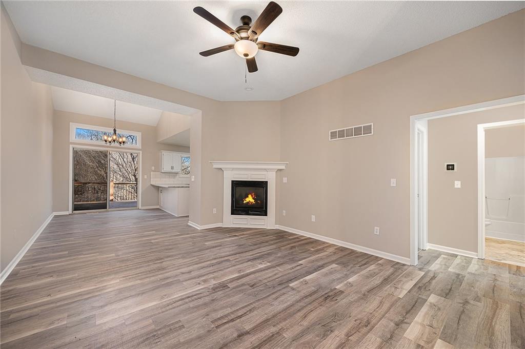 7119 N Robinhood Lane