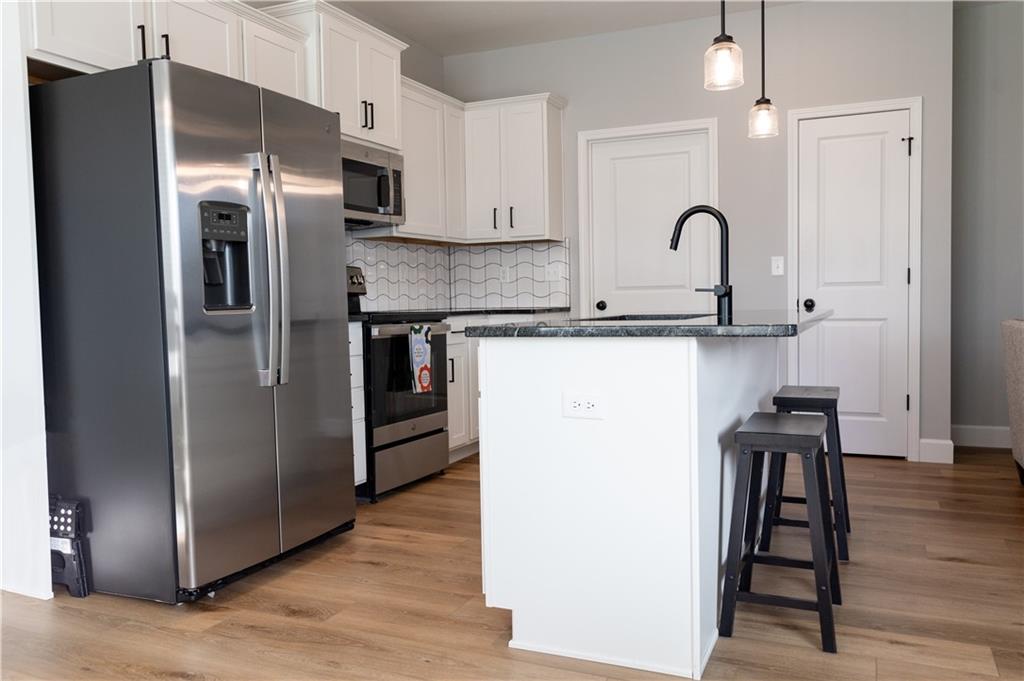 4001 NW 95th Street