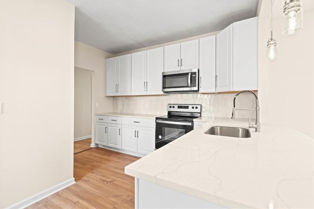 4123 S Minnie Street