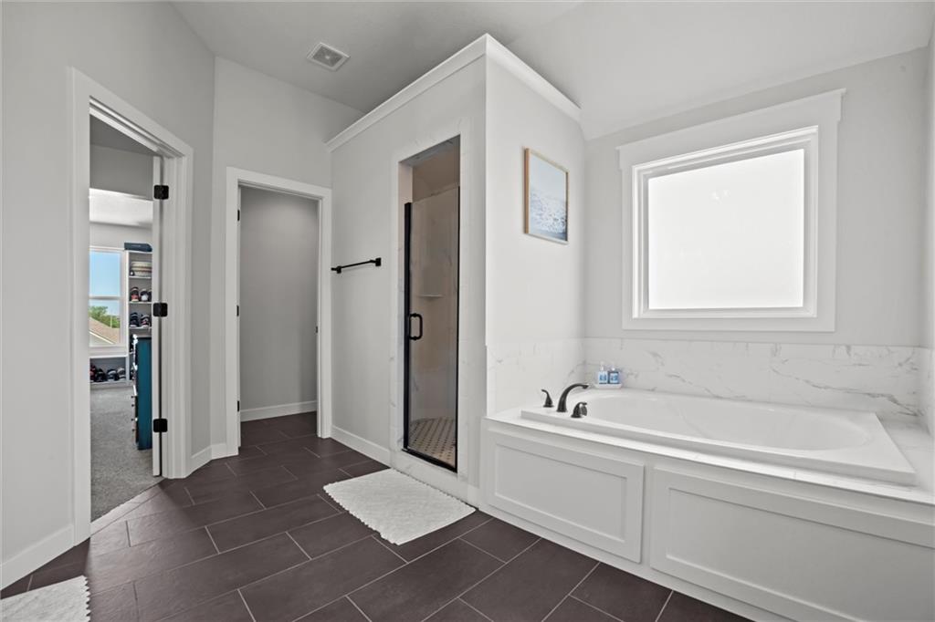 10006 N Palmer Avenue