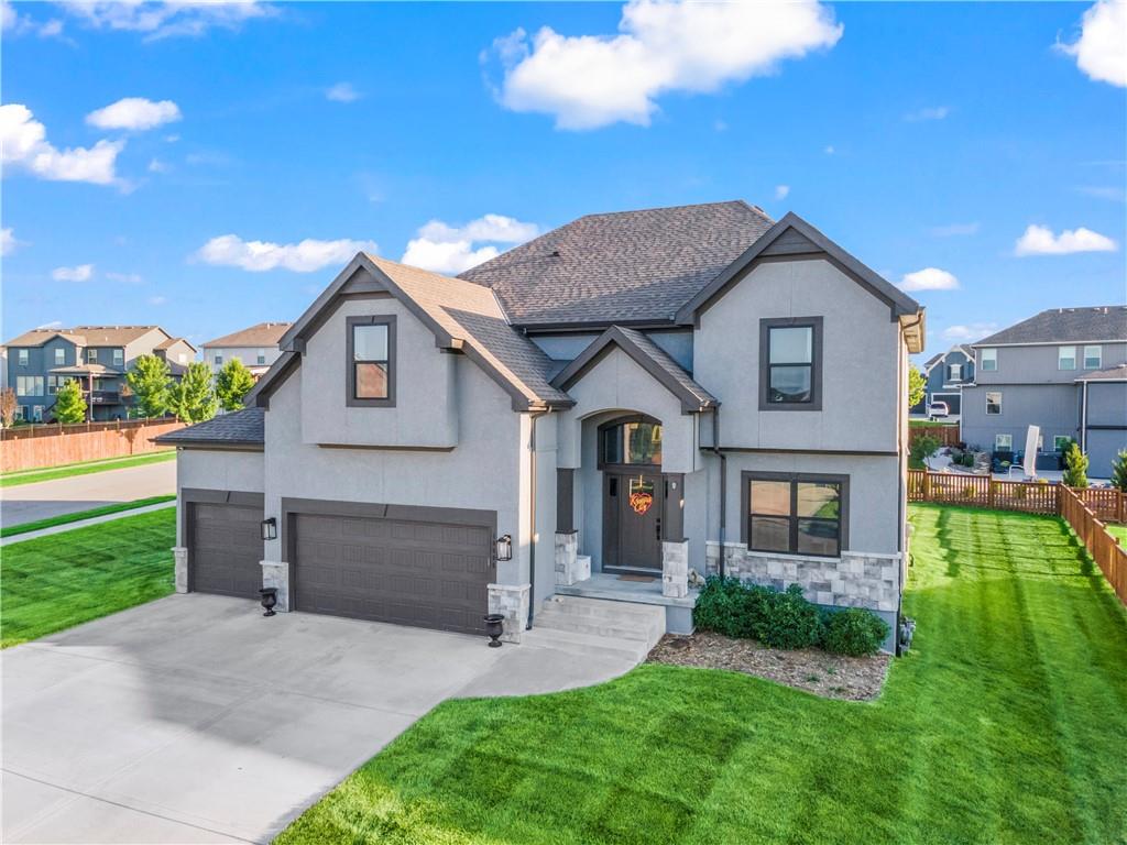 10006 N Palmer Avenue