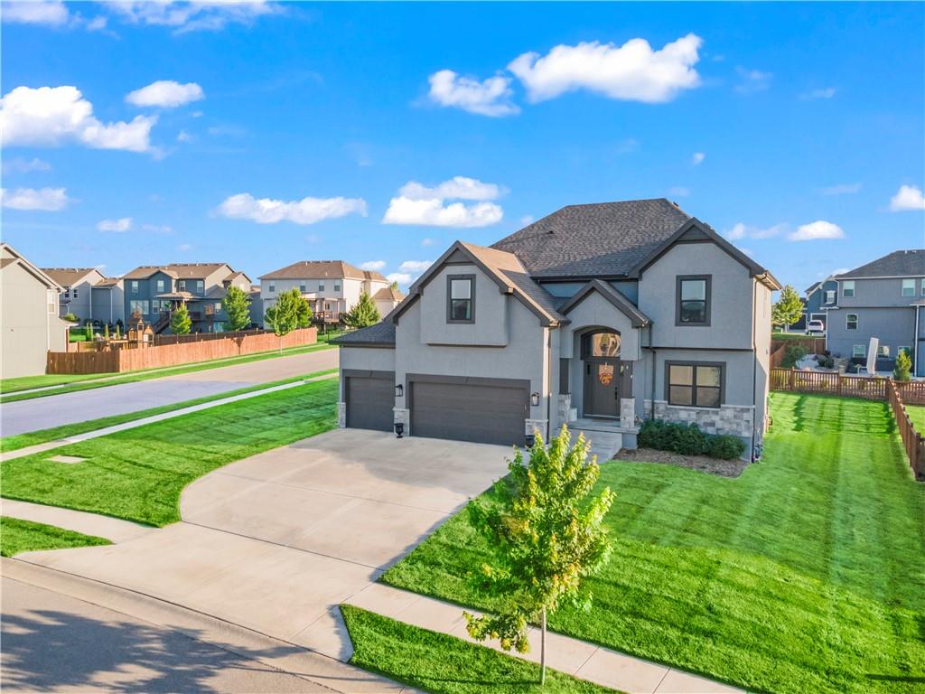 10006 N Palmer Avenue