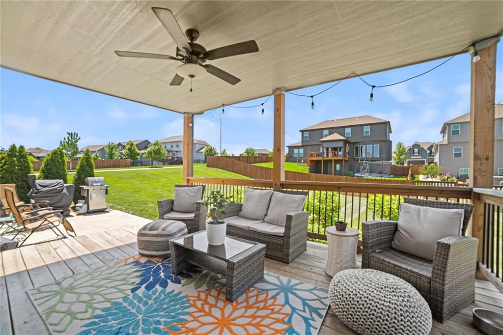 10006 N Palmer Avenue