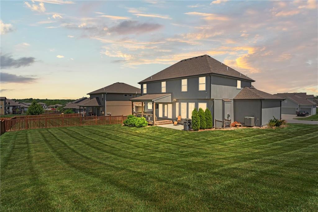 10006 N Palmer Avenue