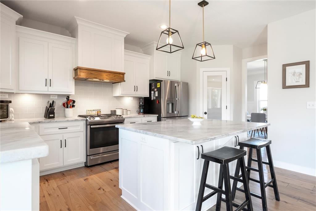 10006 N Palmer Avenue