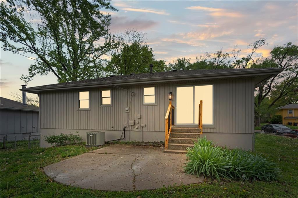 15312 E 48th Terrace