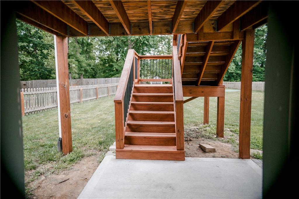 5073 NW Timberline Drive