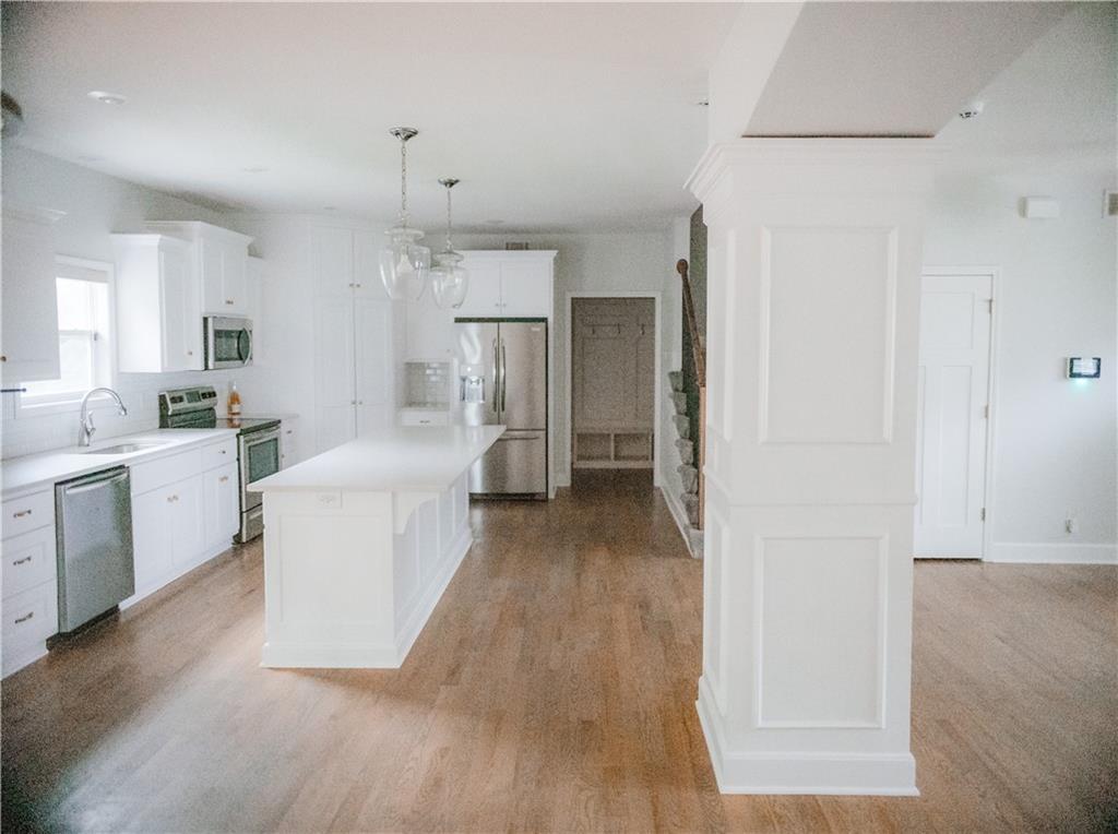 5073 NW Timberline Drive