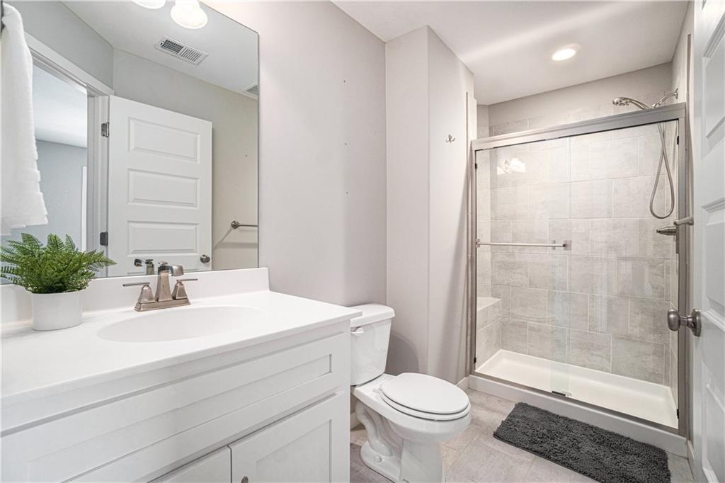 7265 NW Forest Lakes Drive