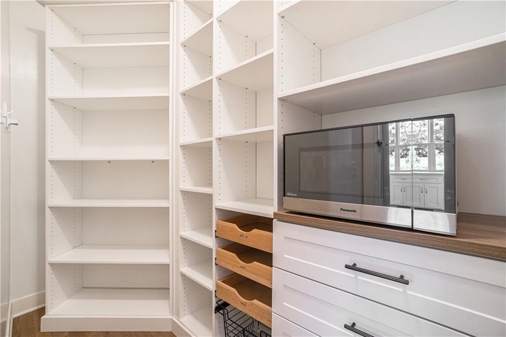 7265 NW Forest Lakes Drive