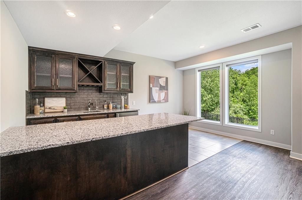 7265 NW Forest Lakes Drive