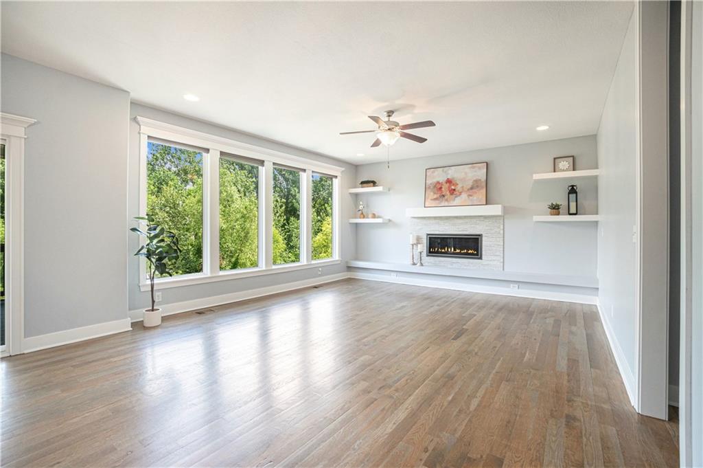 7265 NW Forest Lakes Drive