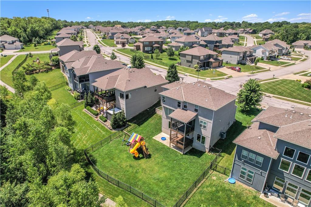 7265 NW Forest Lakes Drive