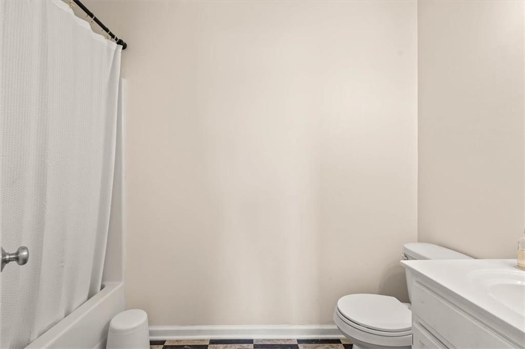 8516 N Arcola Avenue