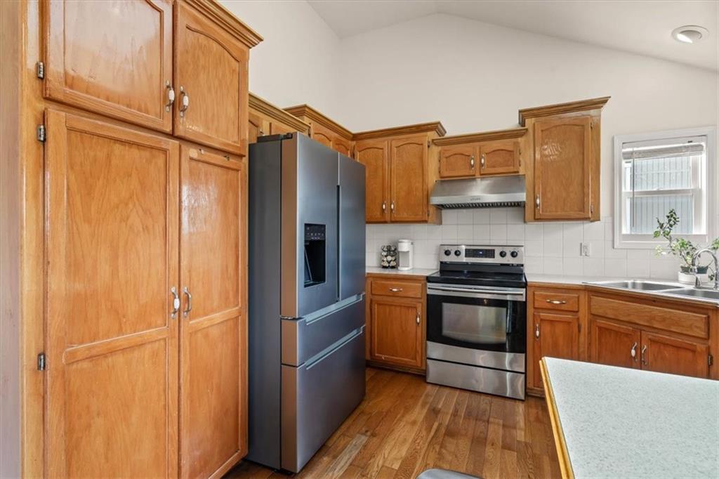 8516 N Arcola Avenue