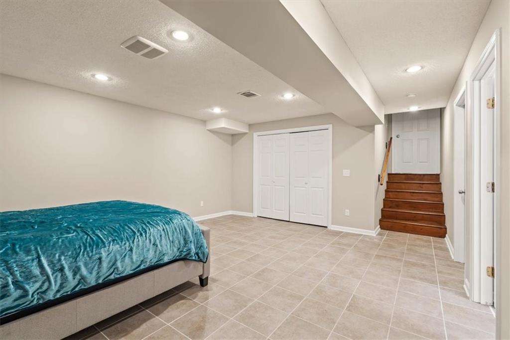 8516 N Arcola Avenue