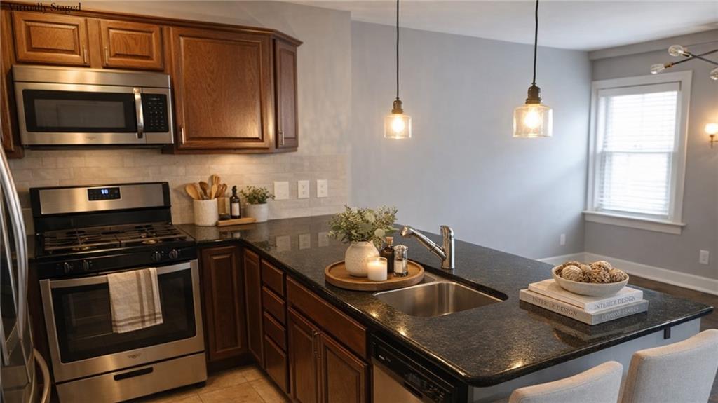 4555 MAIN Street Unit: 204