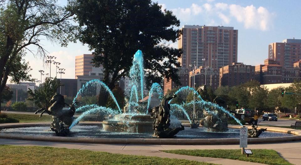 4555 MAIN Street Unit: 204