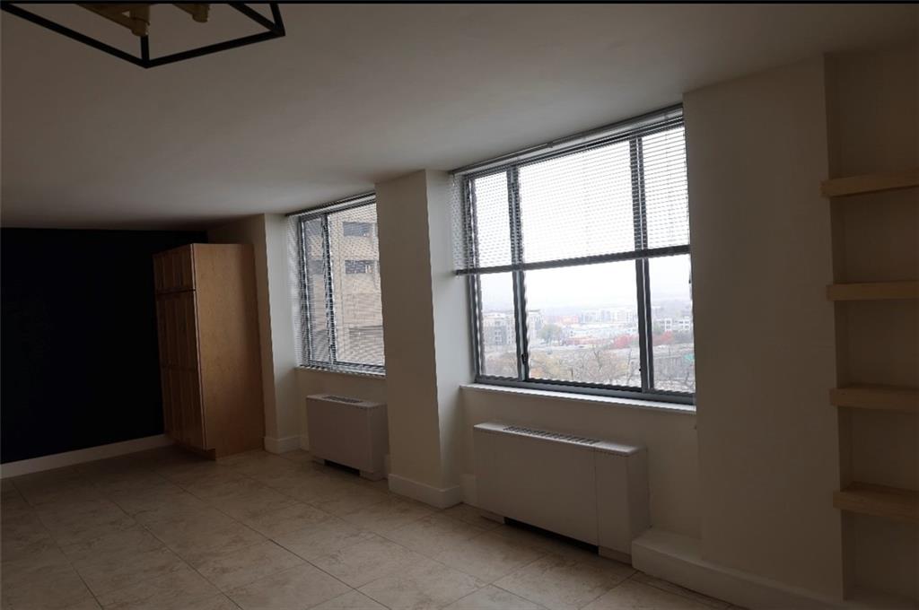 600 E 8th Street Unit: 5D