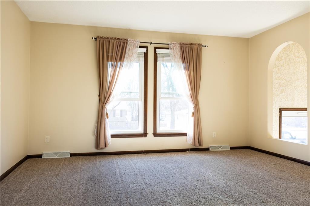 7406 NW Belvidere Parkway