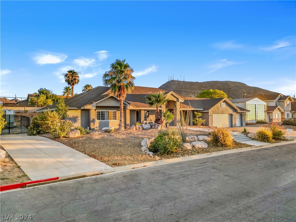141 West Sherwood Drive