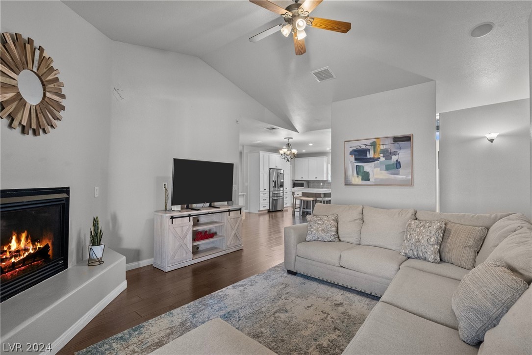 141 West Sherwood Drive