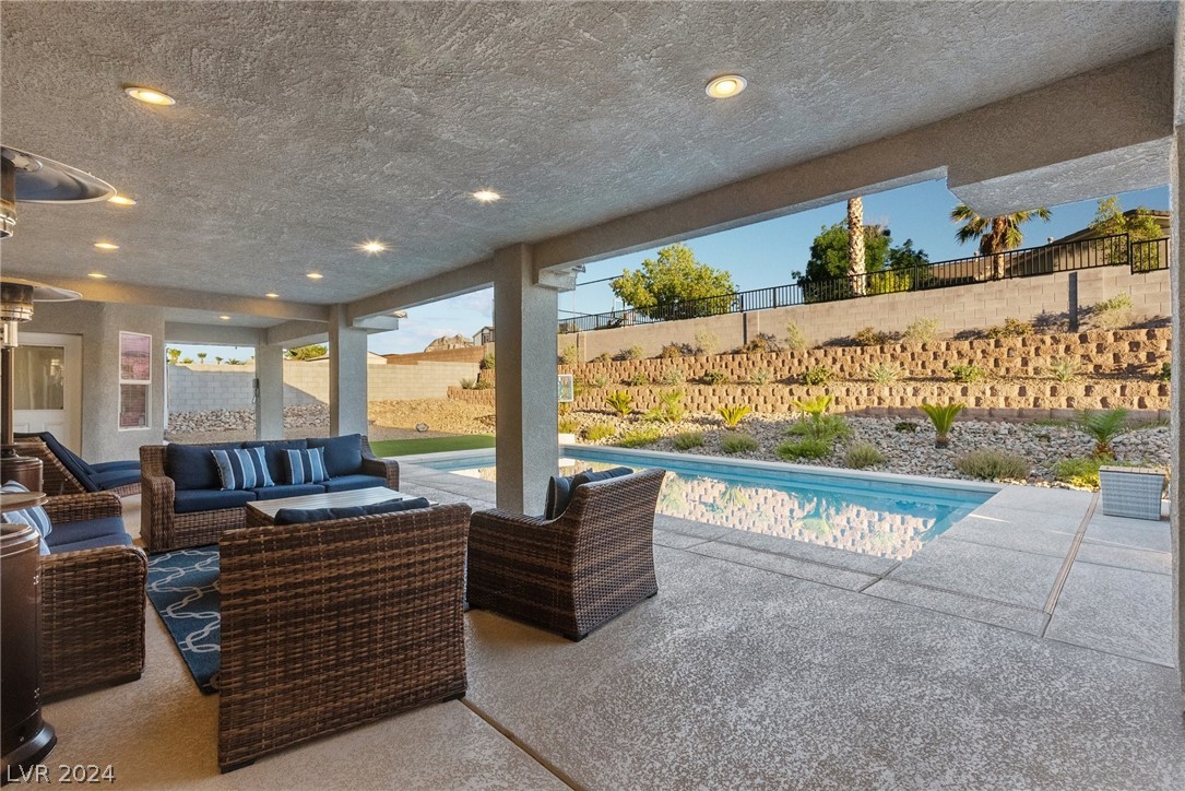 141 West Sherwood Drive