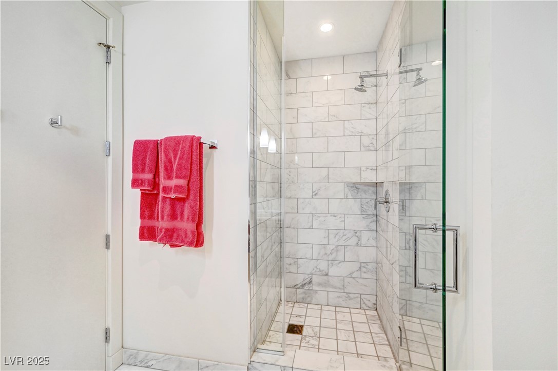 4471 Dean Martin Drive 3805