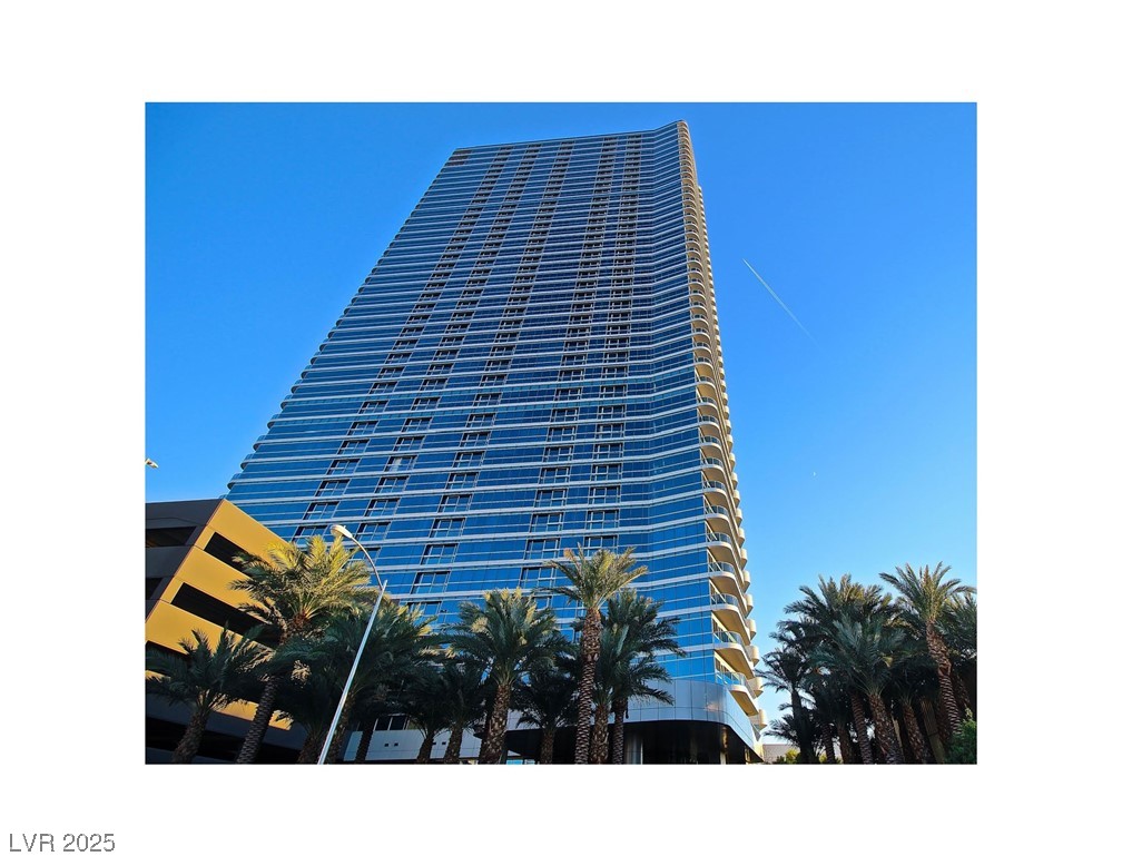 4471 Dean Martin Drive 3805