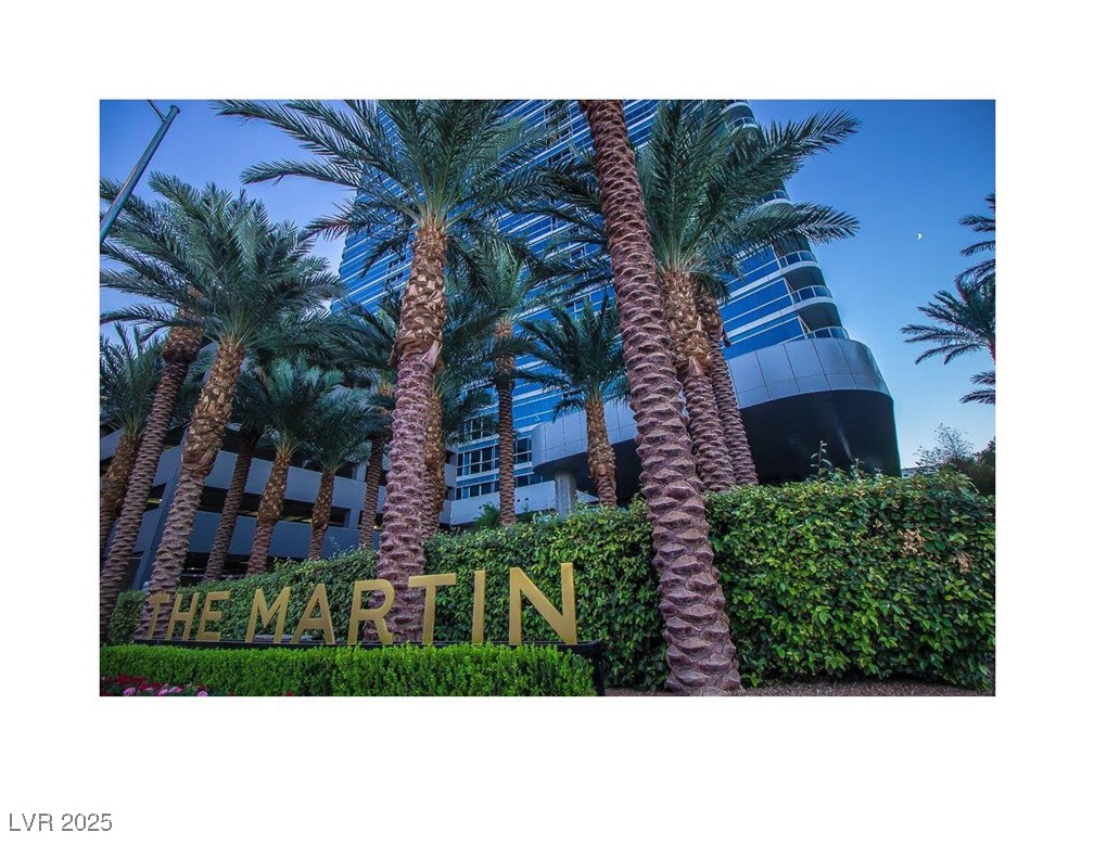 4471 Dean Martin Drive 3805