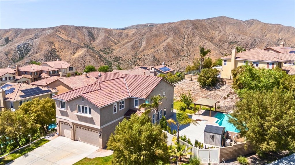 17195 Summit Hills Drive