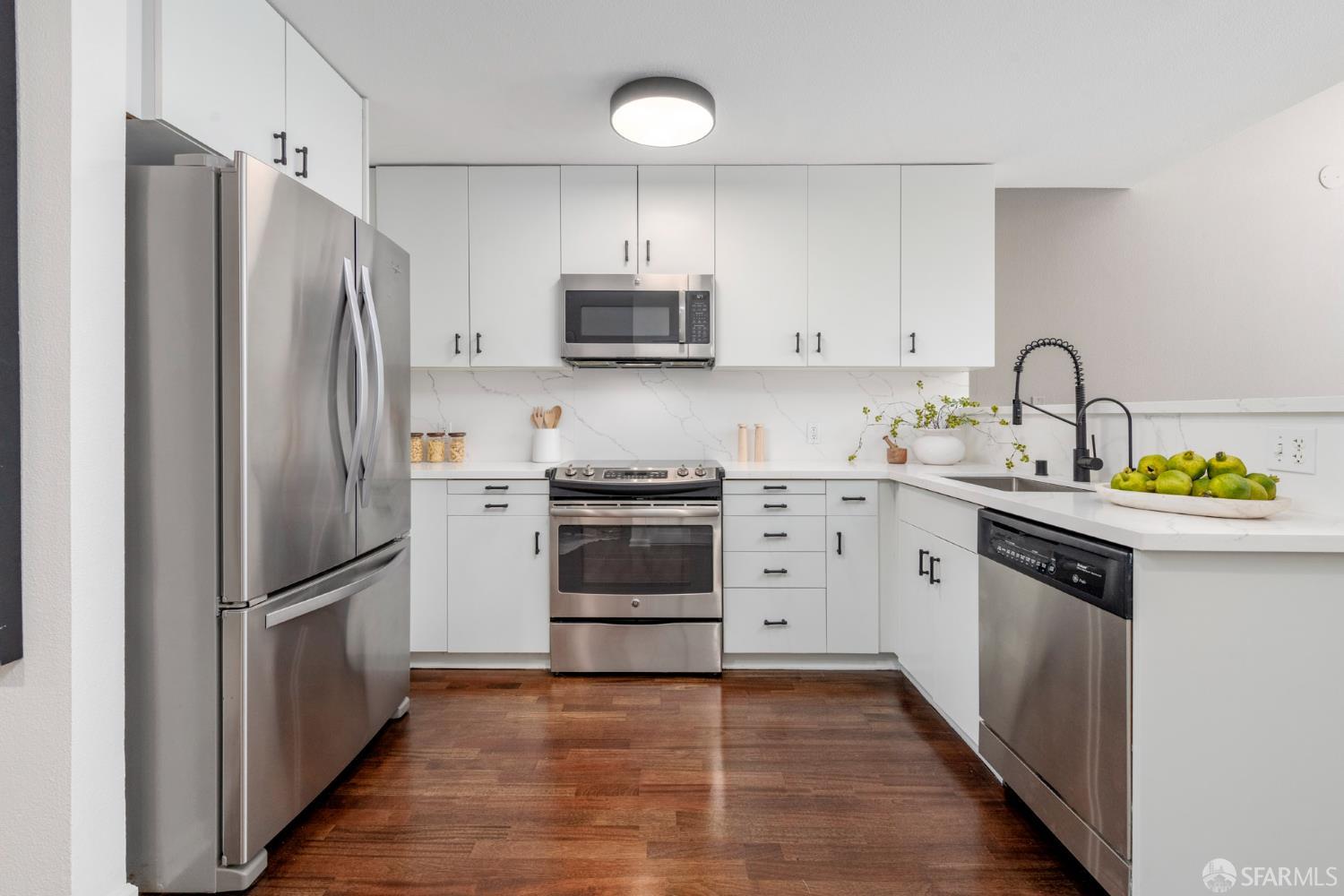 1970 Sutter Street # 107